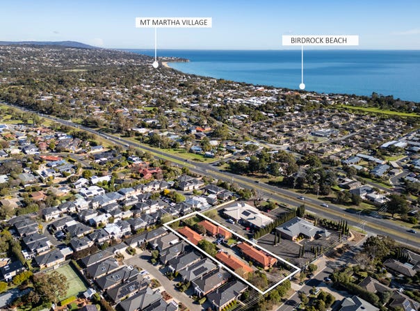 6-8 Green Island Avenue, Mount Martha, Vic 3934