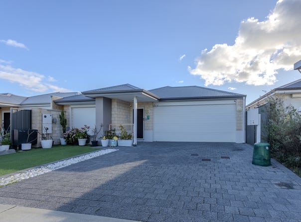 8 Butterleaf Avenue, Yanchep, WA 6035