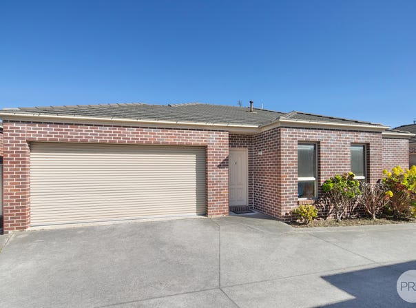 2/18 Gale Street, Canadian, Vic 3350