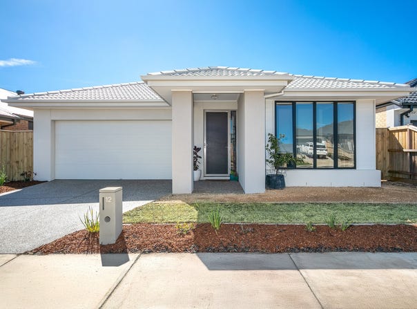 12 Nowlan Street, Gisborne, Vic 3437