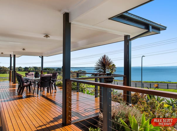 11 Laurette Avenue, San Remo, Vic 3925
