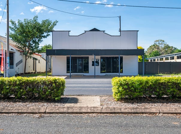 59 Peak Downs St, Capella, Qld 4723