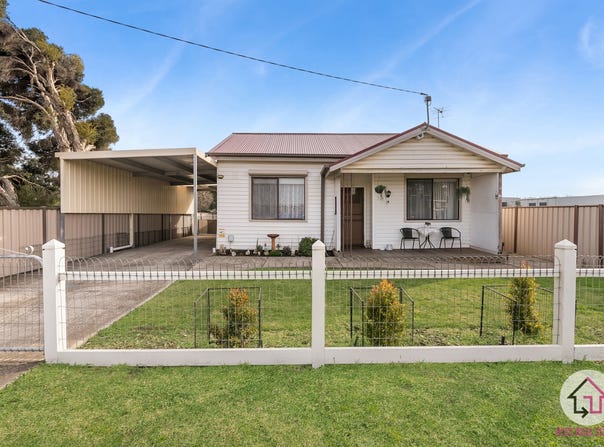 13 station street, Wallan, Vic 3756