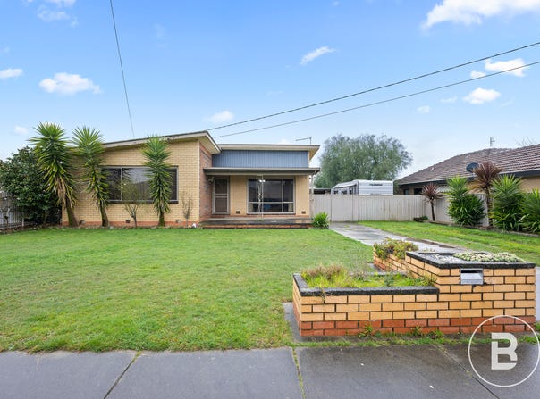 4 Form Street, Wendouree, Vic 3355