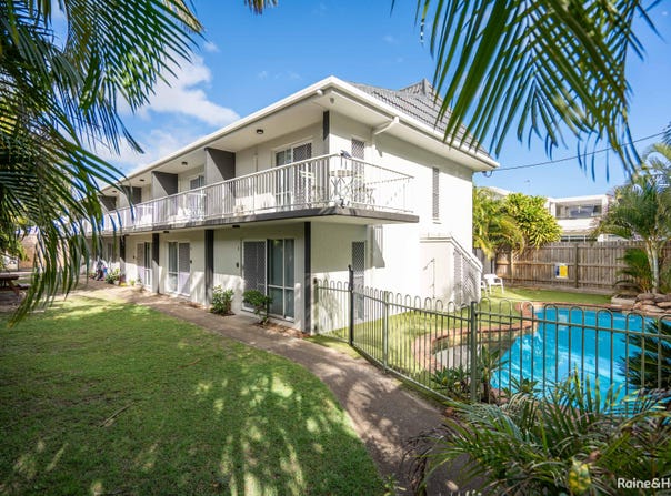 405 Esplanade, Torquay, Qld 4655