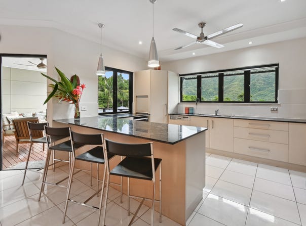 31 Lum Jim Street, Redlynch, Qld 4870