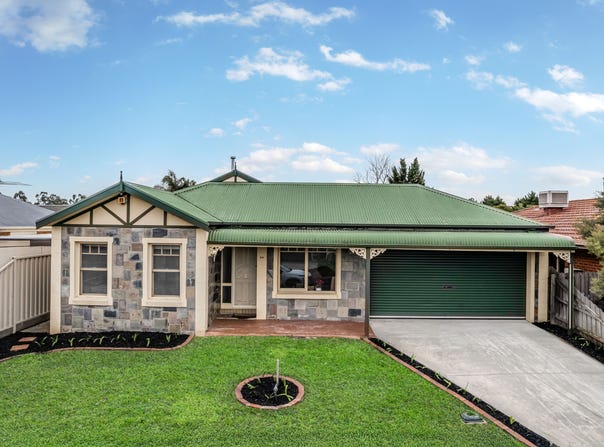 43 Rearden Crescent, Roxburgh Park, Vic 3064
