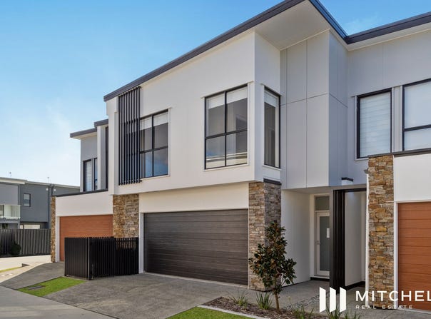 21/2 Lyra Avenue, Hope Island, Qld 4212