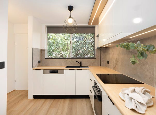 2/51 Gustavson Street, Annerley, Qld 4103