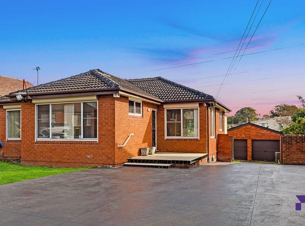 3 Jacqueline Crescent, Greenacre, NSW 2190