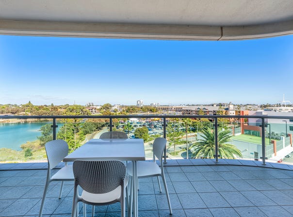 401/16 Dolphin Drive, Mandurah, WA 6210