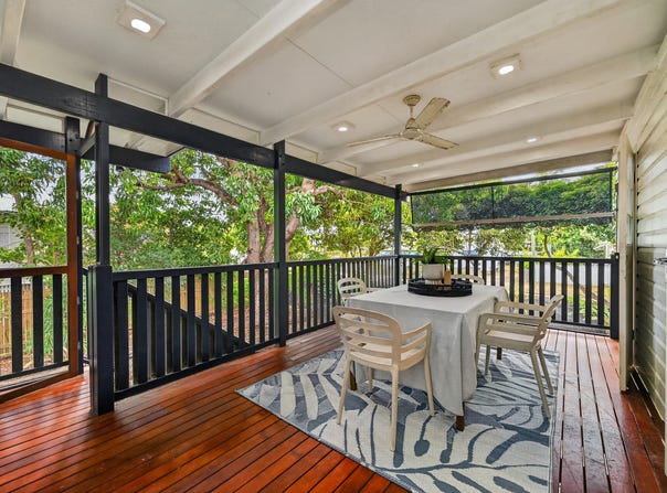 14 O'connor Street, Rosslea, Qld 4812