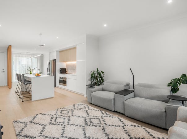 6 Encounter Avenue, New Port, SA 5015