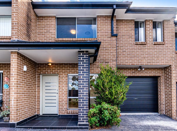 3/8 Holland Crescent, Casula, NSW 2170