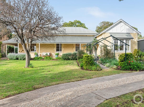 4A Wattle Avenue, Lower Mitcham, SA 5062