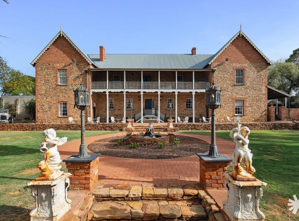 24 Grey Street, York, WA 6302