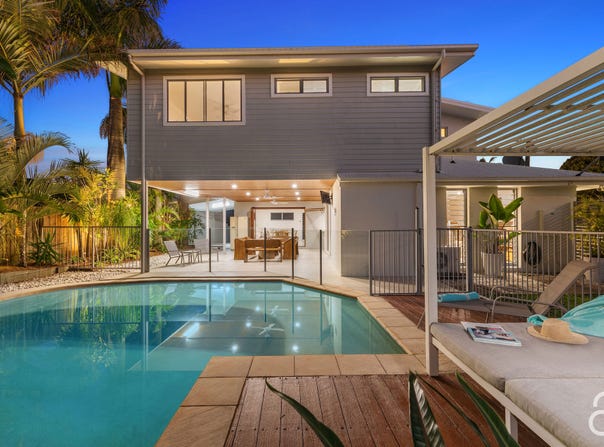 9 Thunderbird Drive, Bokarina, Qld 4575