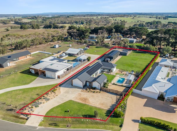 26 Suffolk Drive, Bellbrae, Vic 3228