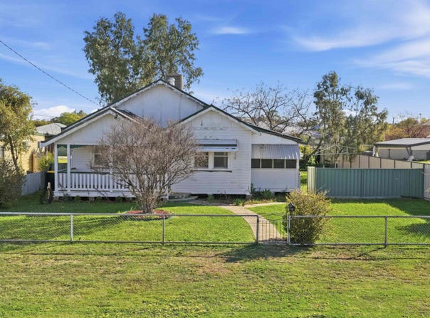 75 Balonne Street, Narrabri, NSW 2390