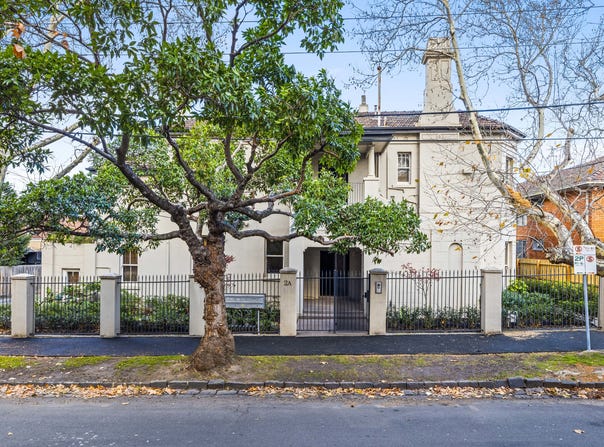 2/2A Auburn Grove, Hawthorn East, Vic 3123