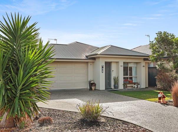 66 Blanche Parade, Hindmarsh Island, SA 5214