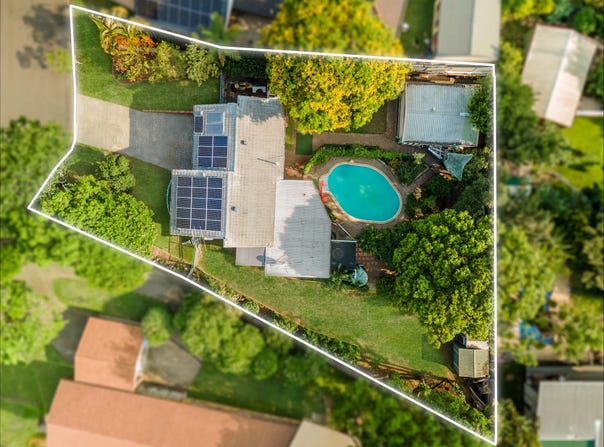 8 Elaroo Court, Karana Downs, Qld 4306