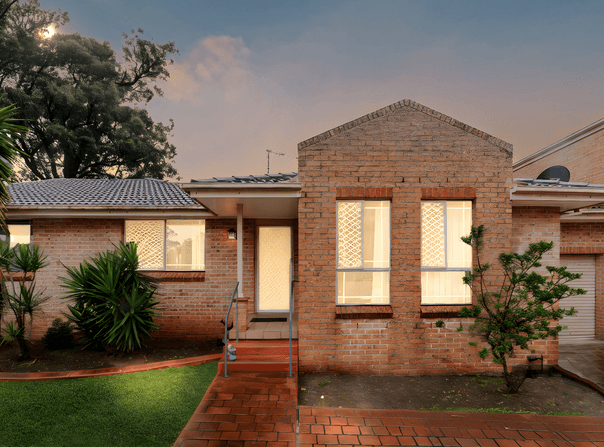5/27 Rogan Crescent, Prairiewood, NSW 2176