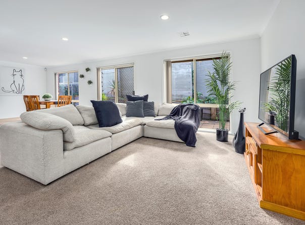 21/2 Spray Street, Frankston, Vic 3199