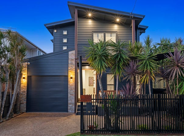 100 Grattan Terrace, Manly, Qld 4179
