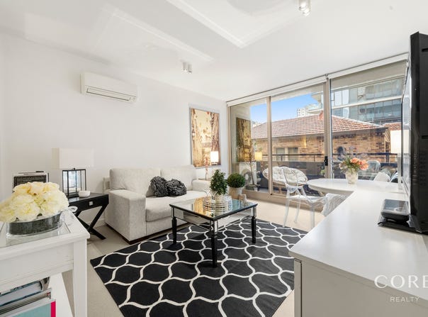 211/74 Queens Road, Melbourne, Vic 3004