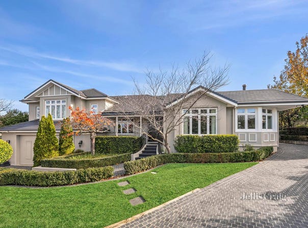 3 Scampton Court, Highton, Vic 3216