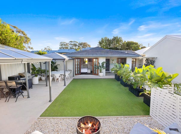 1 Oatlands Street, Port Macquarie, NSW 2444