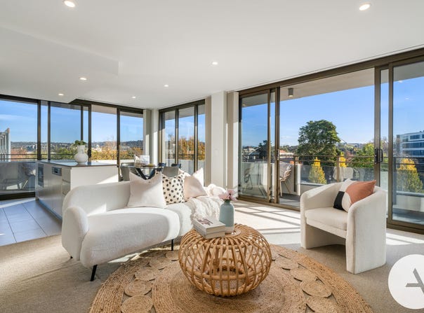 33/44 Macquarie Street, Barton, ACT 2600
