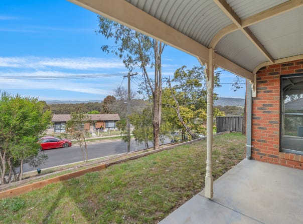 6 Clarey Avenue, Seymour, Vic 3660