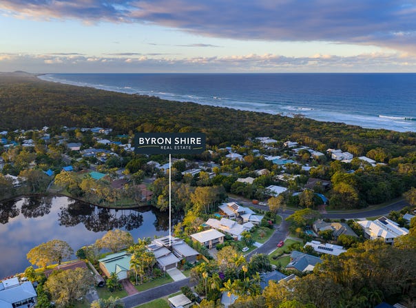 5 Berrimbillah Court, Ocean Shores, NSW 2483