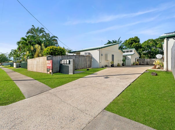 1/27 Brooks Street, Whitfield, Qld 4870