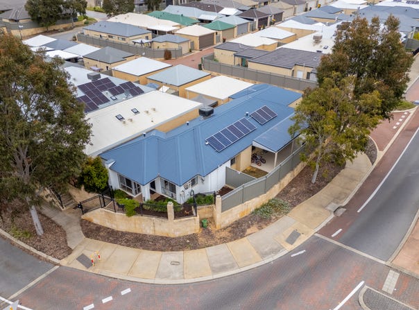 2 Portobello Parade, Wellard, WA 6170