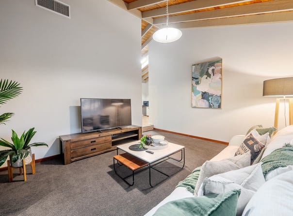 22 Ind Street, Lesmurdie, WA 6076