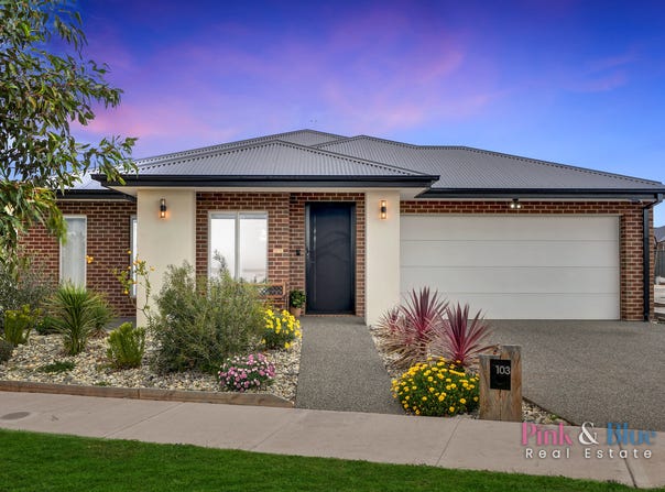103 Hemingway Drive, Rockbank, Vic 3335
