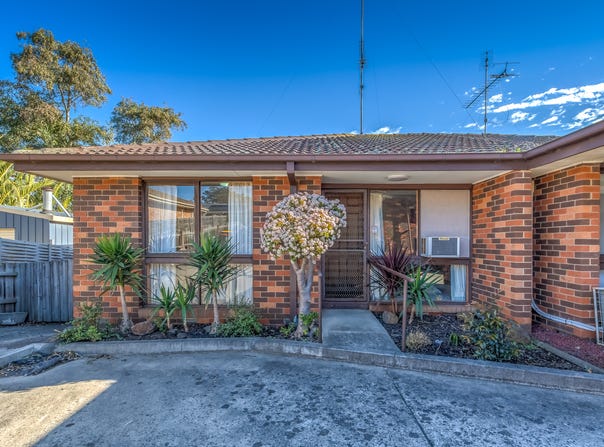 4/45 Dinwoodie Drive, Newborough, Vic 3825