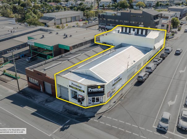 73 Newmarket Road, Windsor, Qld 4030