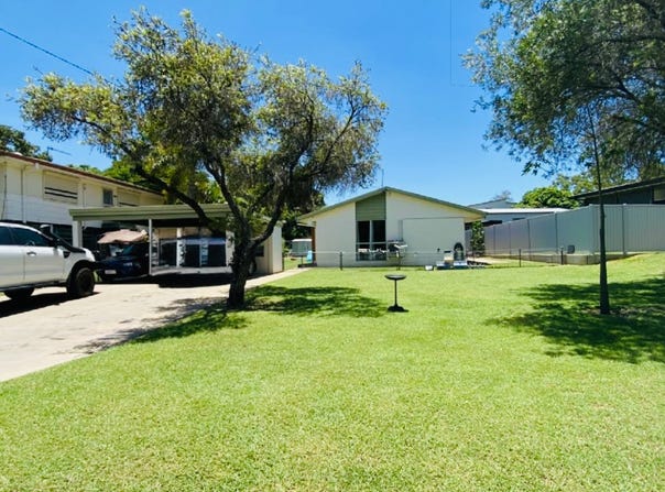 26 GOOLAGONG Crescent, Moranbah, Qld 4744