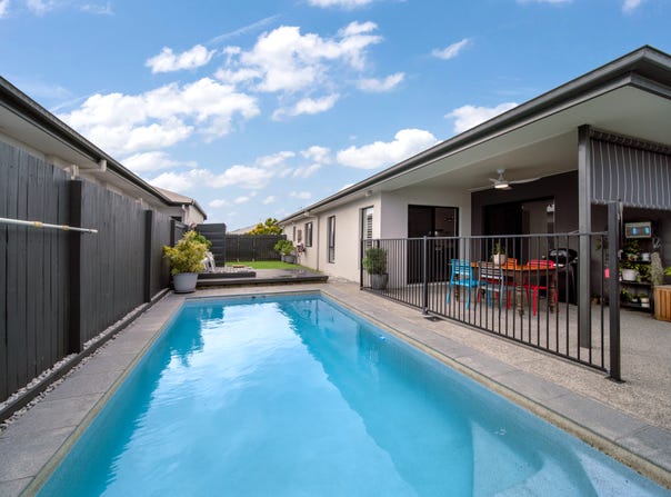 30 Adrian Circuit, Nirimba, Qld 4551