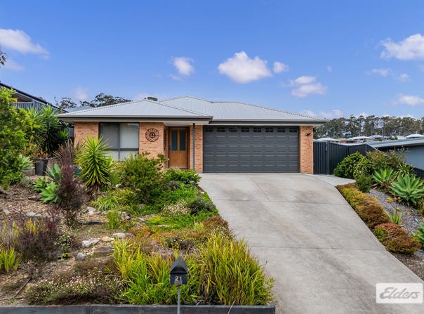 21 Freycinet Drive, Sunshine Bay, NSW 2536