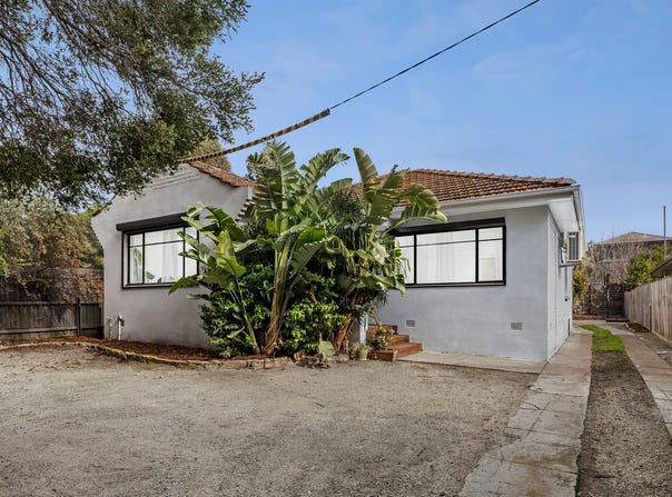 449 Pascoe Vale Road, Strathmore, Vic 3041