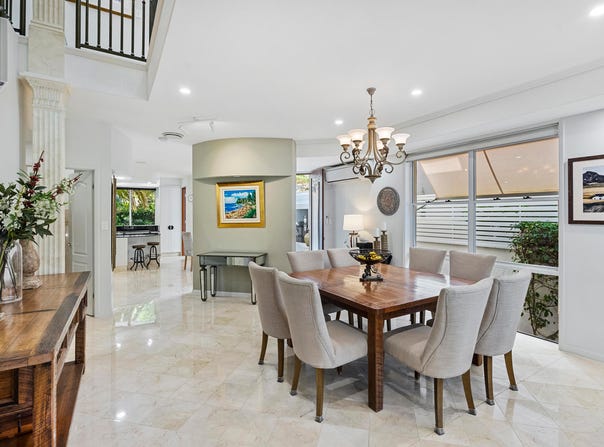 1/44 Tedder Avenue, Main Beach, Qld 4217