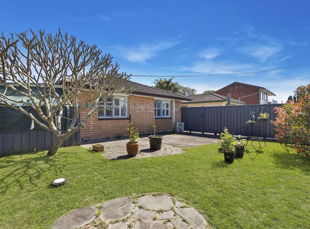1/291 Ocean Beach Road, Umina Beach, NSW 2257