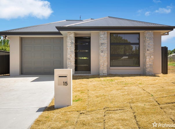 15 Madgwick Drive, Armidale, NSW 2350