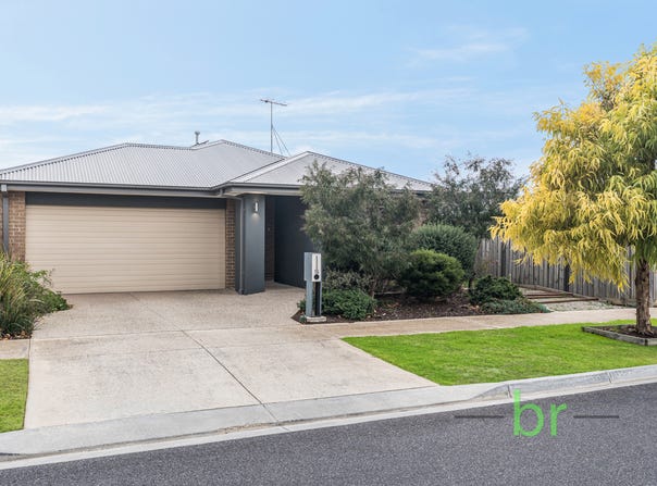 15 Bursaria Street, Lara, Vic 3212