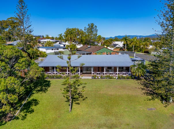 27 Kallaroo Crescent, Ashmore, Qld 4214